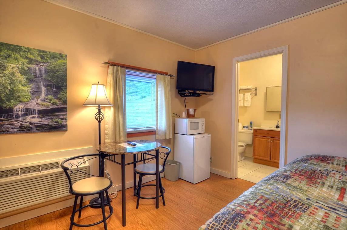 Riverbend Lodging Bryson City Dış mekan fotoğraf
